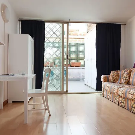 Vega Top Floor Apartament *